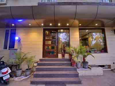 Pride Hotel Call Girls In Chandigarh